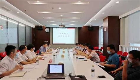 我为自贸港作贡献：金融助力农机座谈会在海南省农信社召开|界面新闻