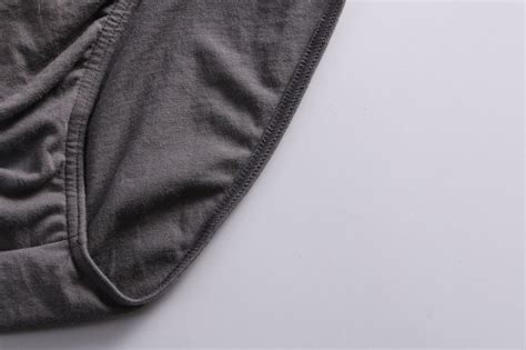 冰丝男士内裤男生性感低腰大码裤头运动囊袋裤衩纯色半包臀三角裤-淘宝网