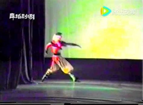 姜铁红《生命在闪烁》－舞台年轻版_腾讯视频