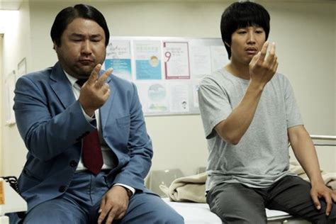 让你笑出声的6部韩国喜剧电影 奇怪的她上榜极限职业第一 - 电影