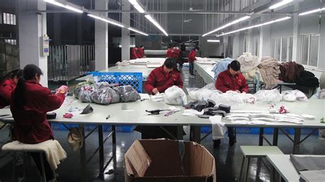鄂尔多斯集团羊绒衫纺织车间高清图片下载_红动中国