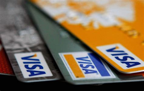 名下有网贷，还能办理信用卡吗？这4个原因导致银行秒拒你__财经头条