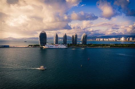 2018中国（海南）自由贸易试验区建设现代物流业发展合作交流论坛30日在海口举行