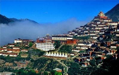 青海省果洛藏贡麻村：“旅游+”让牧民走出致富新路子