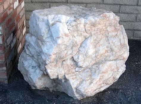 石英砂岩属于什么岩石类型