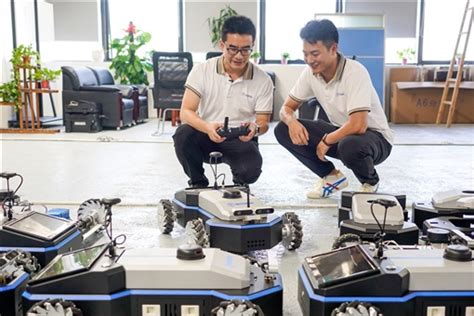 湖南睿图智能科技有限公司：让自主可控的机器人“眼睛”更明亮 - 湖南省工业和信息化厅