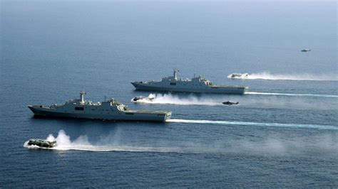 中国半年下水两艘075两栖攻击舰 专为"武统"定制？_手机新浪网