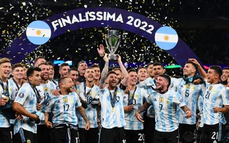 阿根廷晋级决赛之路：首战失利仍头名出线，连斩荷兰、克罗地亚-直播吧