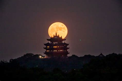 皓月图片