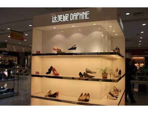 Safiya索菲娅女鞋品牌资料介绍_Safiya索菲娅女鞋怎么样 - 品牌之家