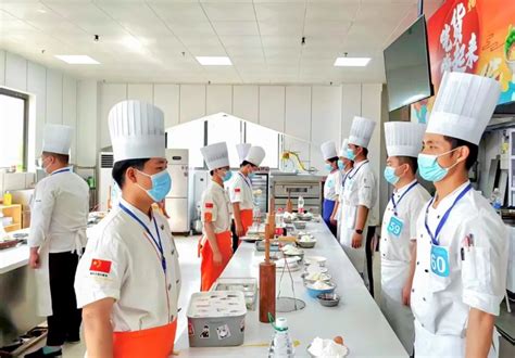 新东方一个月厨师培训学费多少_学厨师_陕西新东方烹饪学校
