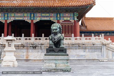 北京故宫太和门前石狮子,历史遗迹,建筑摄影,摄影,汇图网www.huitu.com