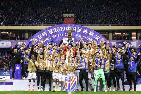 三年两冠！上海申花历史第三次夺得足协杯冠军-直播吧