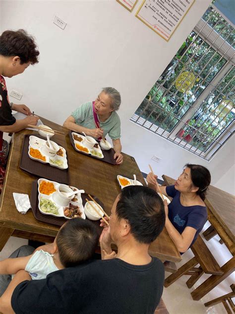 “筷乐食光”老年餐厅开餐了-芙蓉区-长沙晚报网