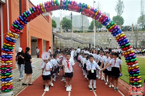 新宁县解放小学举行2021年秋季开学典礼_发展