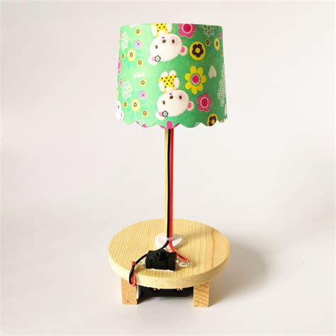 纸杯小台灯 学生手工作业材料diy科技小制作 儿童益智玩具批发 .