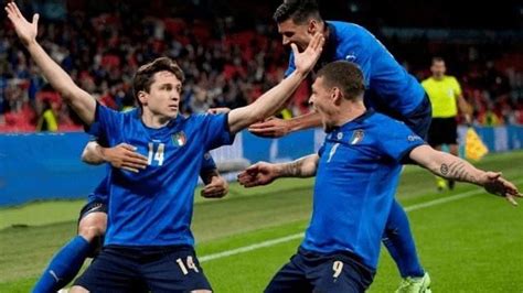欧洲杯决赛对阵：意大利VS英格兰 12日凌晨3点打响_比赛