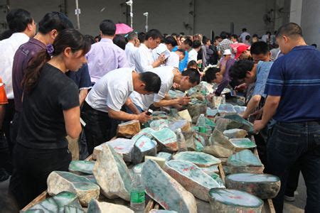 中国翡翠原石交易市场在哪-酷石头