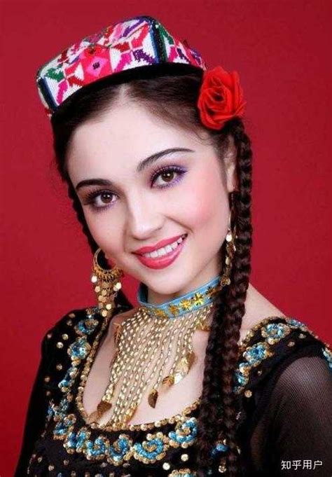 新疆是公认的多美女地区，新疆妹子的性格是什么样的？__财经头条