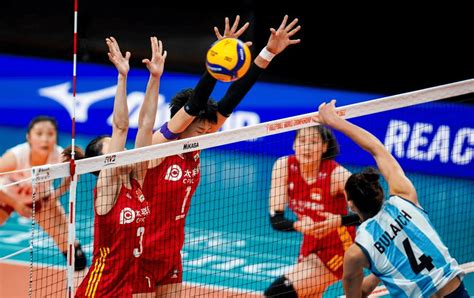 中国女排征战亚运会和奥运资格赛16人大名单确定 目前正在集训_东方体育