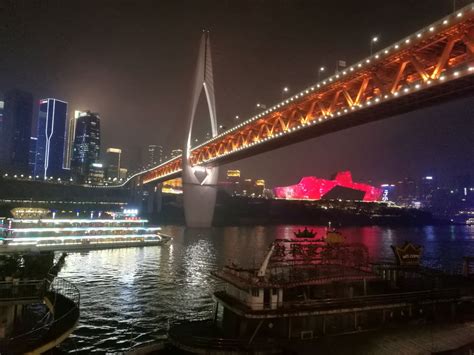 2023千厮门大桥游玩攻略,《重庆最美的大桥，夜景最佳...【去哪儿攻略】