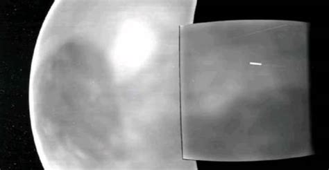 金星上有生命？NASA公布地表照片，上面出现神秘亮点，像灯塔__财经头条