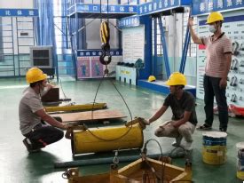 流动式起重机司机最新一期培训班招生中 - 广州港技工学校