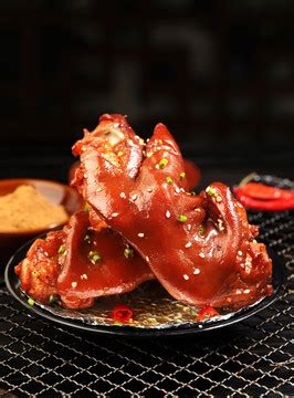 炭烤猪蹄猪脚,中国菜系,食品餐饮,摄影,汇图网www.huitu.com