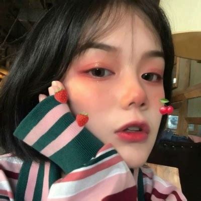 非主流女孩涂鸦头像