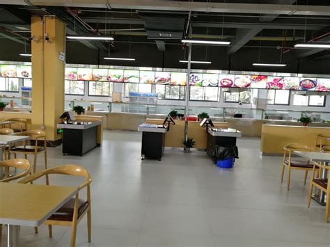 南校区第一食堂获评广东高校优秀食堂-广东外语外贸大学新闻中心