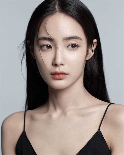 real Asian internet celebrity真实感亚洲脸网红模特-HOTIQ|烧脑社区