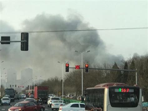 开屏新闻-天津起火大厦明火已被扑灭！无人员伤亡