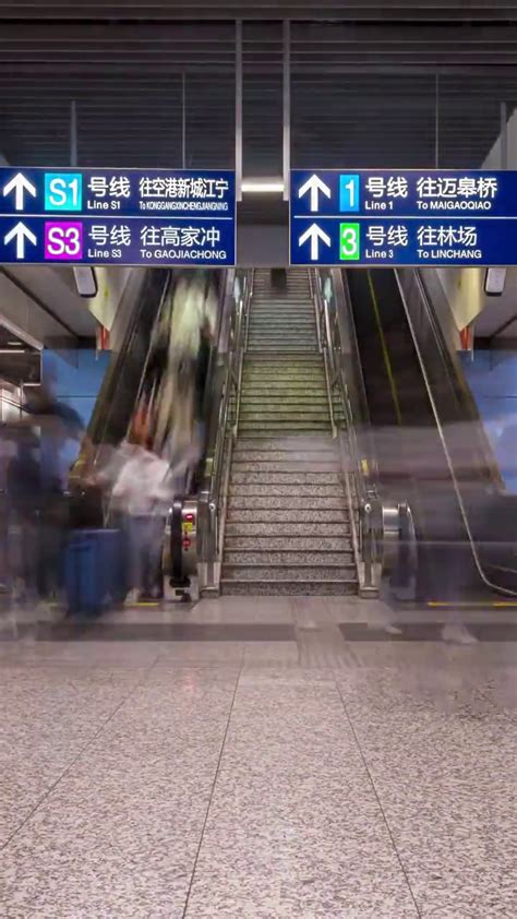 南京南站西地下出租车场站改造完成 每小时可以运送旅客1000人_我苏网