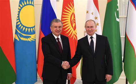 外长将对乌兹别克斯坦进行正式访问