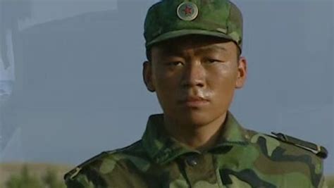 《士兵突击》：不抛弃，不放弃！一个中国士兵成长史|士兵突击影评|士兵突击评分