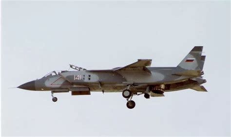 F-35B战斗机垂直起降集锦