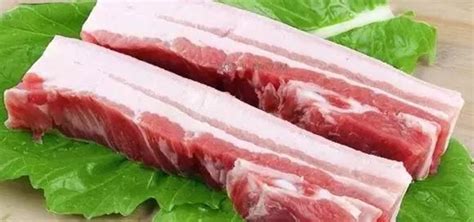 买猪肉一张图教你辨别不同猪肉,冷水坑菜市场猪肉价格多少钱一斤 - 闪电鸟
