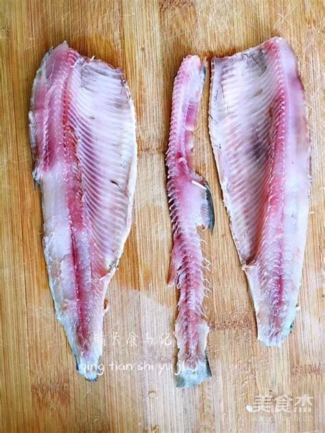 洋葱鲭鱼的做法_洋葱鲭鱼怎么做_洋葱鲭鱼的家常做法_丁玉珍【心食谱】