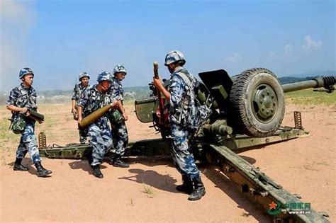 中国装备志——PLL09式122毫米轮式自行榴弹炮_装甲_车辆_配置