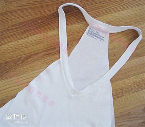 旧T恤怎么改造吊带裙 自制性感吊带裙的方法_爱折纸网