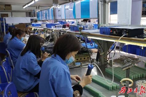 西江日报 | 端州区再添1家国家级科技企业孵化器-肇庆学院