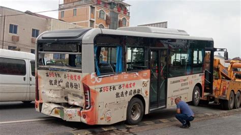 深夜通报！浙江衢州发生严重车祸，公交车乘客被甩出-大河新闻