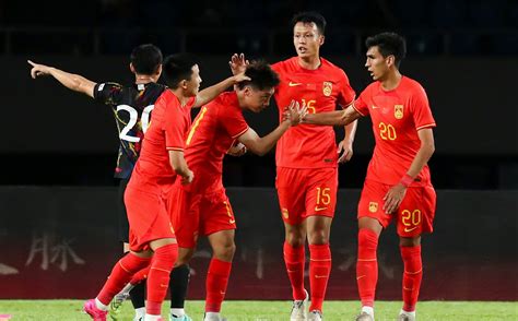 CCTV5直播，U23国足拒被韩国双杀，陶强龙踢回主力，3超龄核心对攻