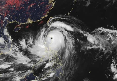最新台风消息，超强台风袭击预计登陆时间和影响范围 - 7k7k基地