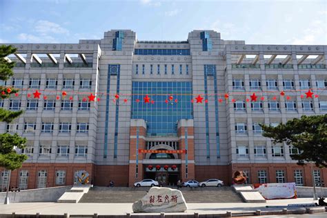 东北师范大学综合楼高清图片下载_红动中国