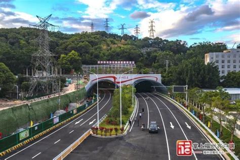 厉害！福州滨海快线枕峰山隧道单线贯通
