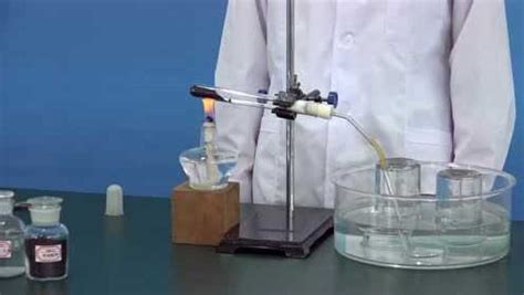初中化学--氧气的实验室制取与性质－中山市实验中学－曹梅姣