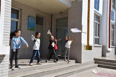 乌海市教育局-刘市长一行莅临乌海市第四中学调研指导工作