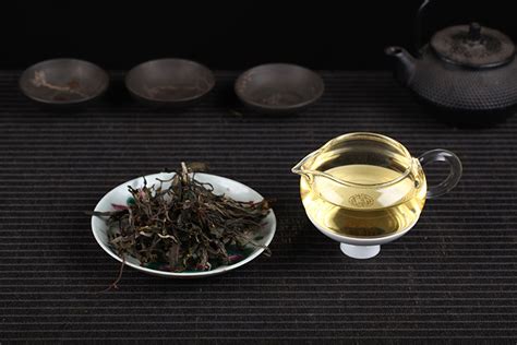 【勐海古树茶】勐海古树茶怎么泡_喝勐海古树茶的好处与功效_绿茶说