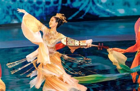 红色中国风2020春节联欢晚会新年展板图片下载 - 觅知网